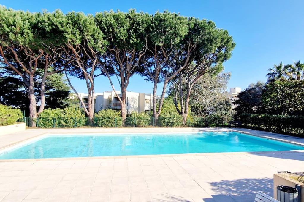 Studio Antibes Avec Piscine Luaran gambar